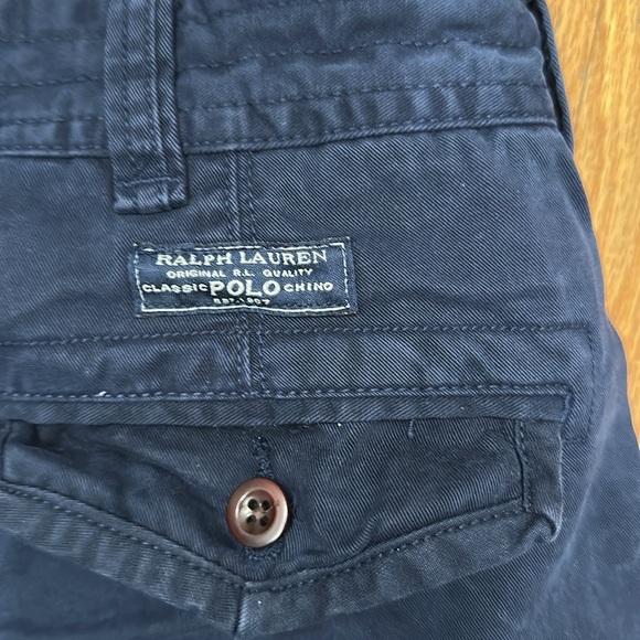 Men’s Polo navy cargo shorts - Picture 3 of 4